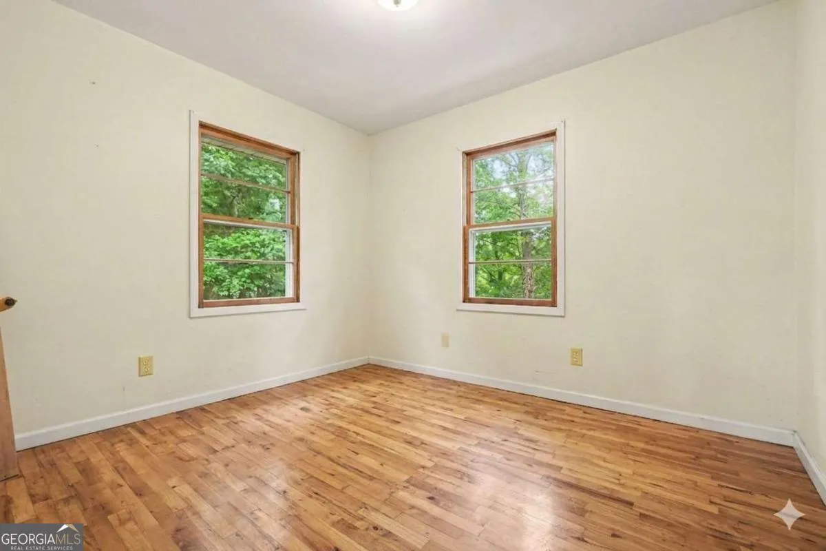 3944 Fairburn Rd — photo 6 of 21