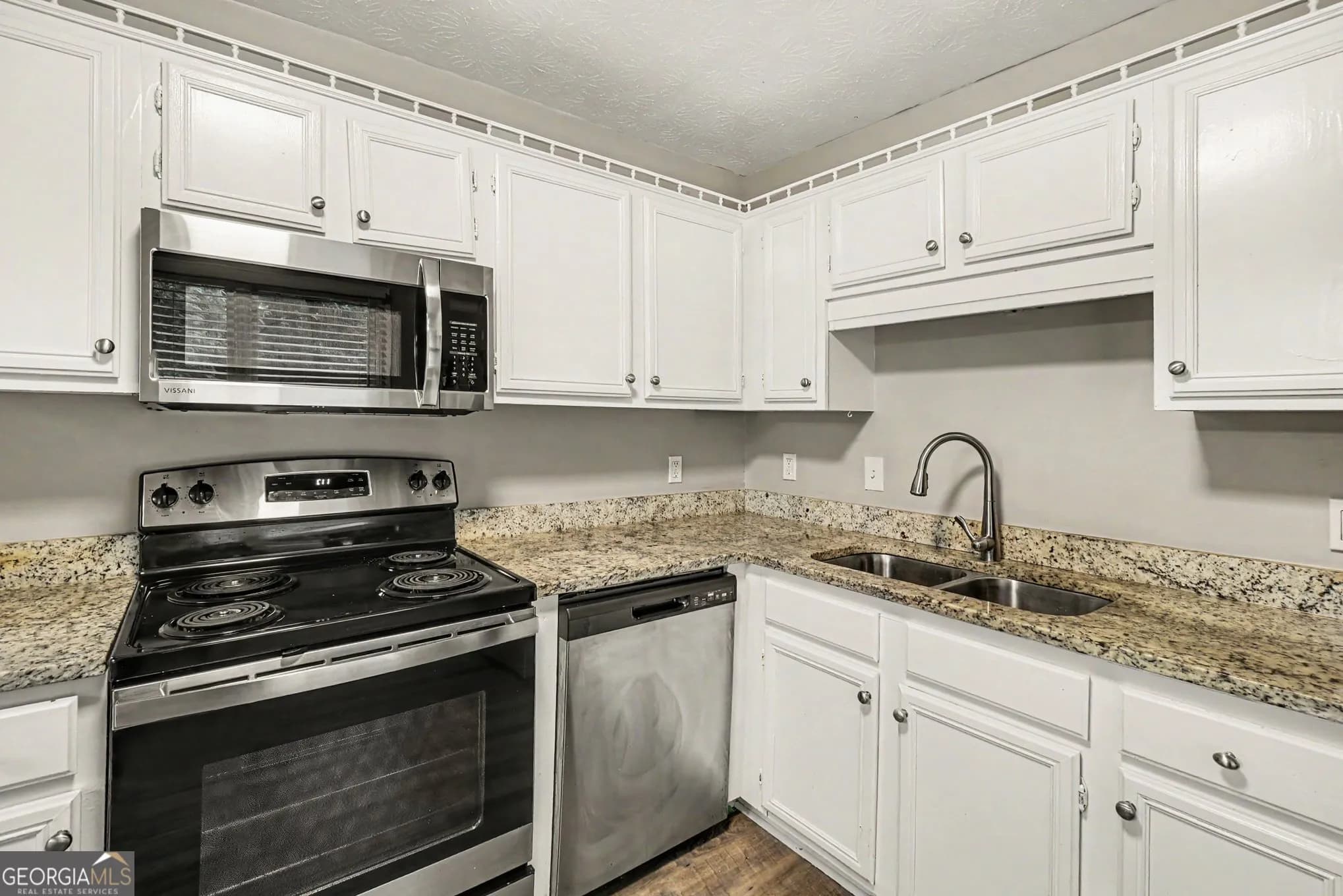 202 Garretts Dr — photo 9 of 15