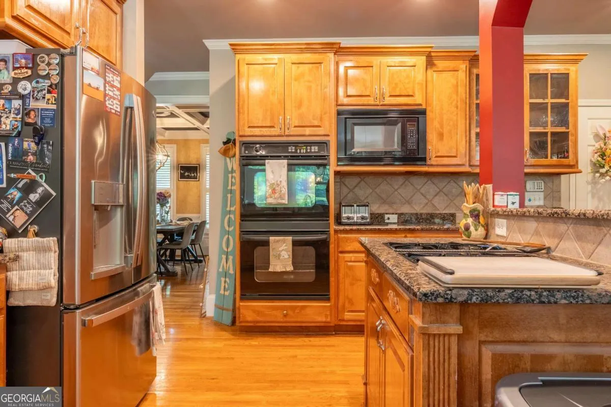 128 Westbrook Dr — photo 4 of 47