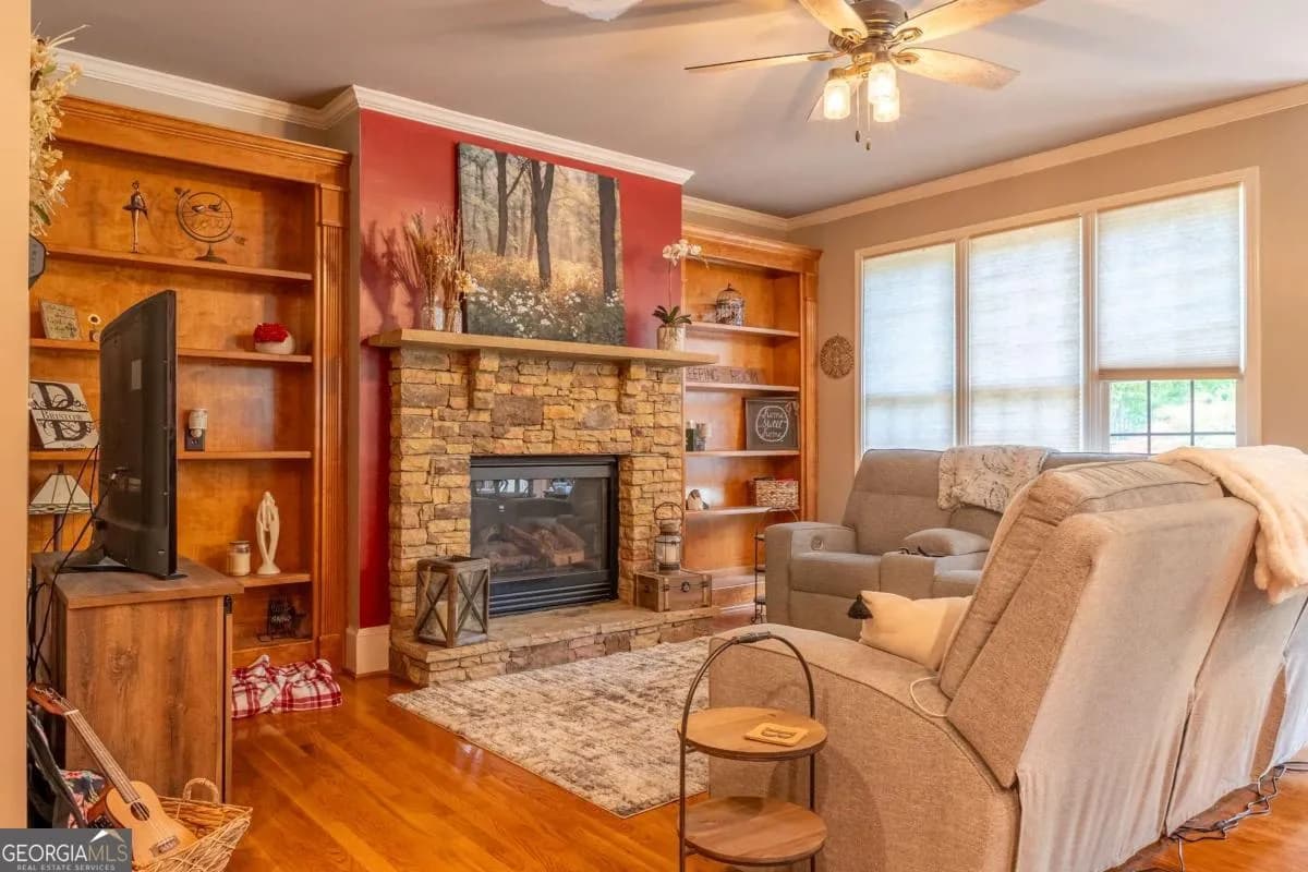 128 Westbrook Dr — photo 8 of 47