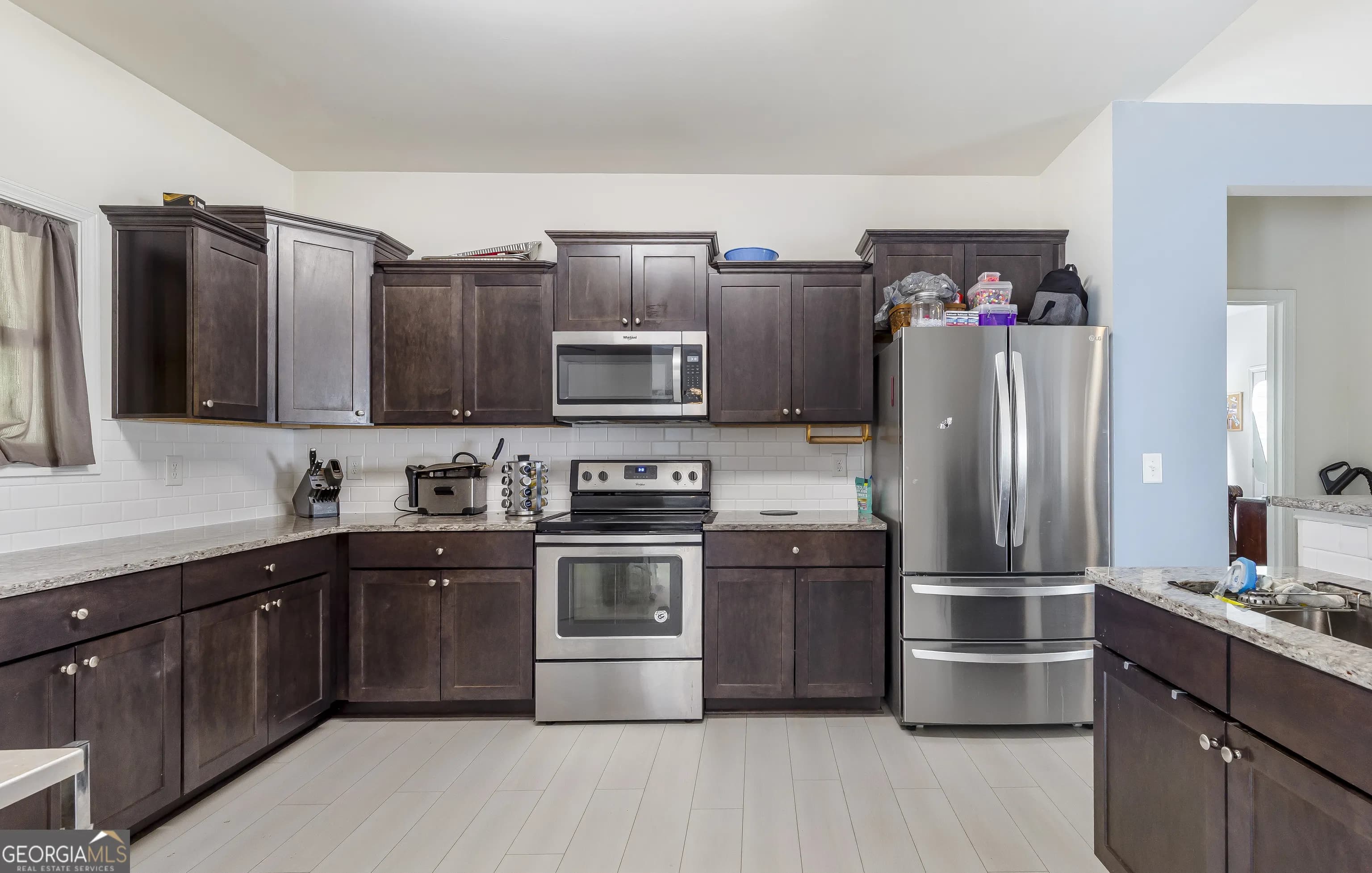 370 Springwater Way — photo 4 of 32