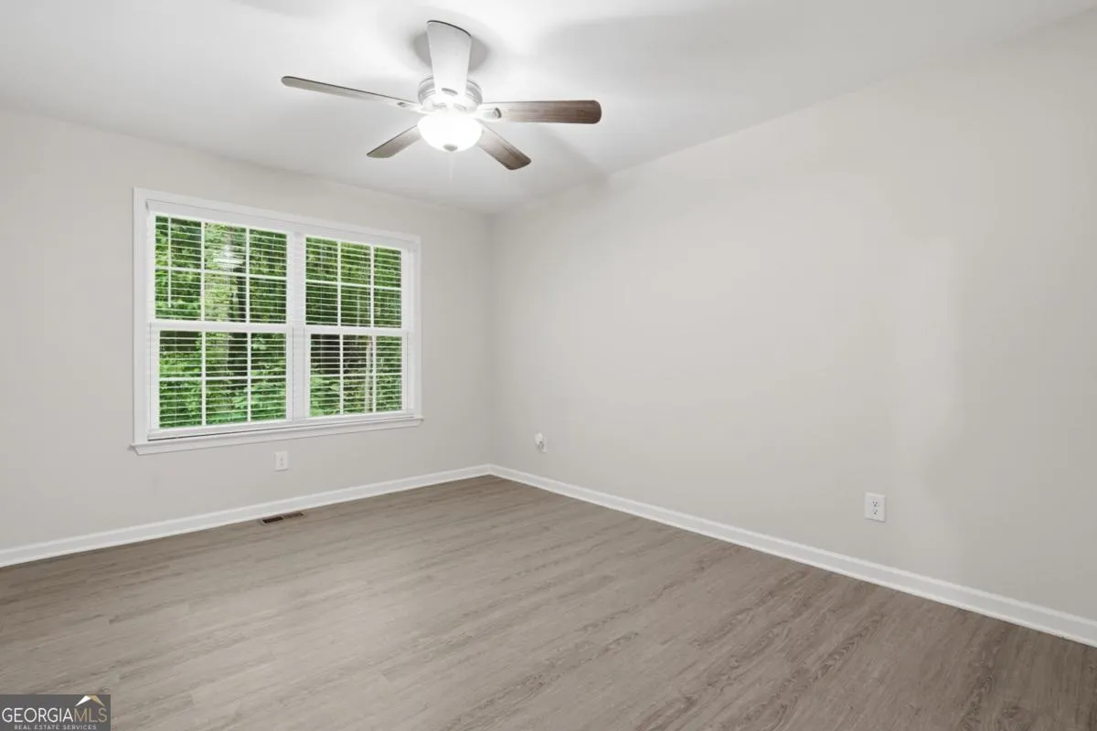 195 Hillside Dr — photo 16 of 59