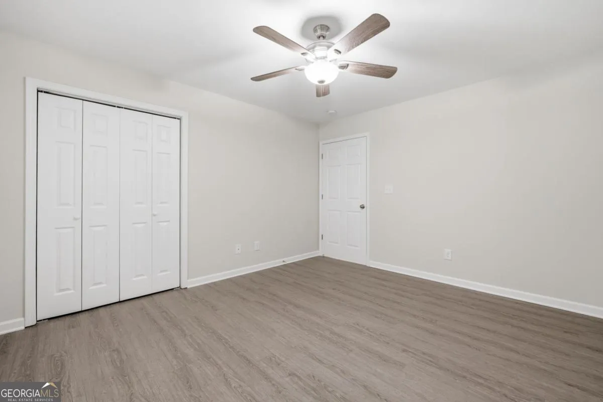 195 Hillside Dr — photo 17 of 59