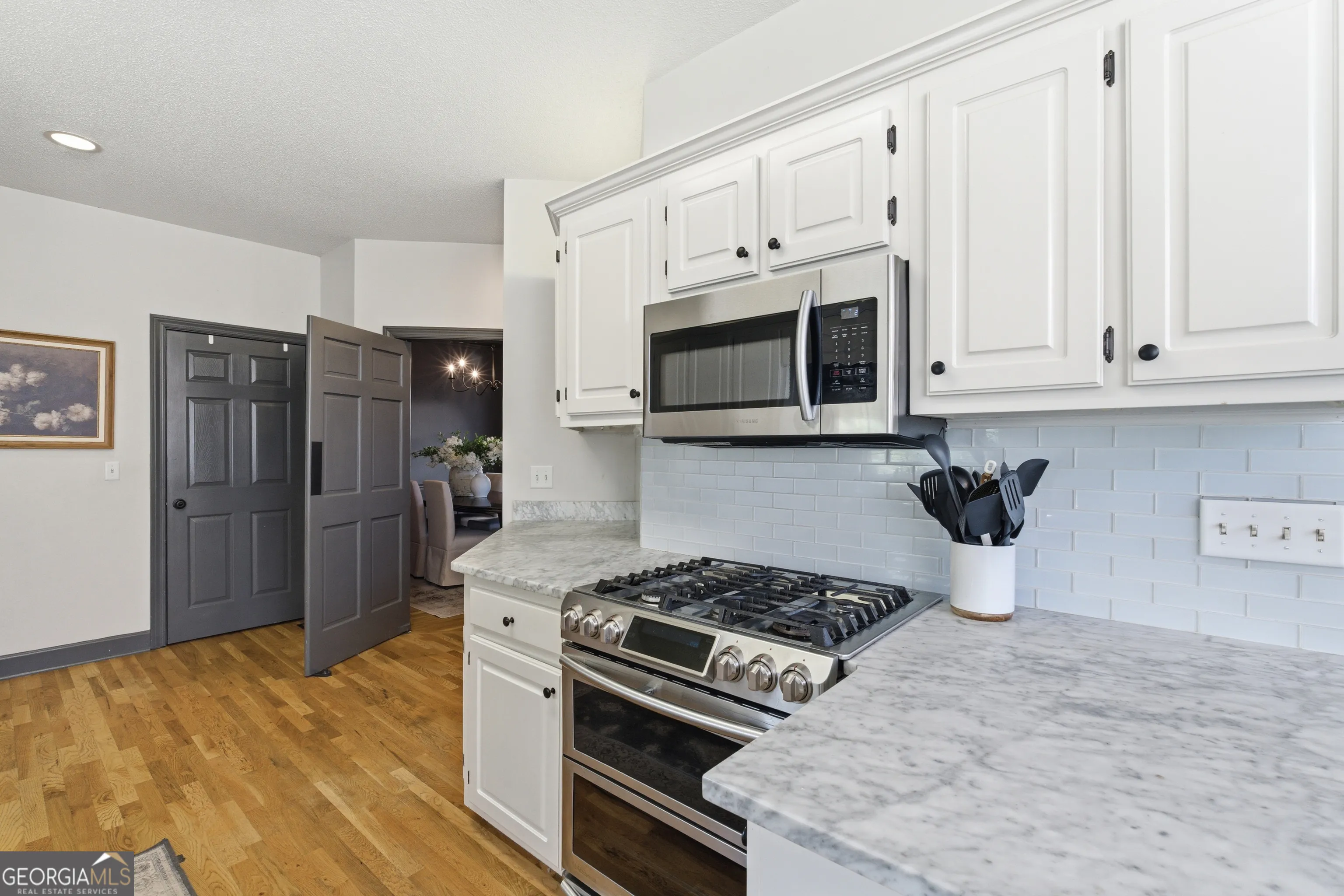 103 Emily Ct — photo 4 of 35