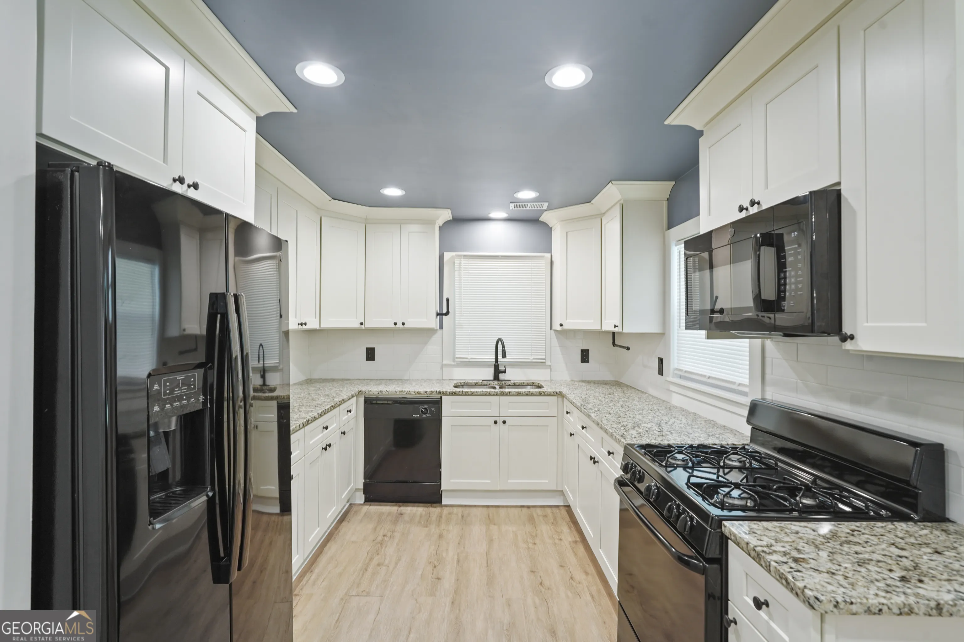 5160 Chapel Hill Rd — photo 10 of 14