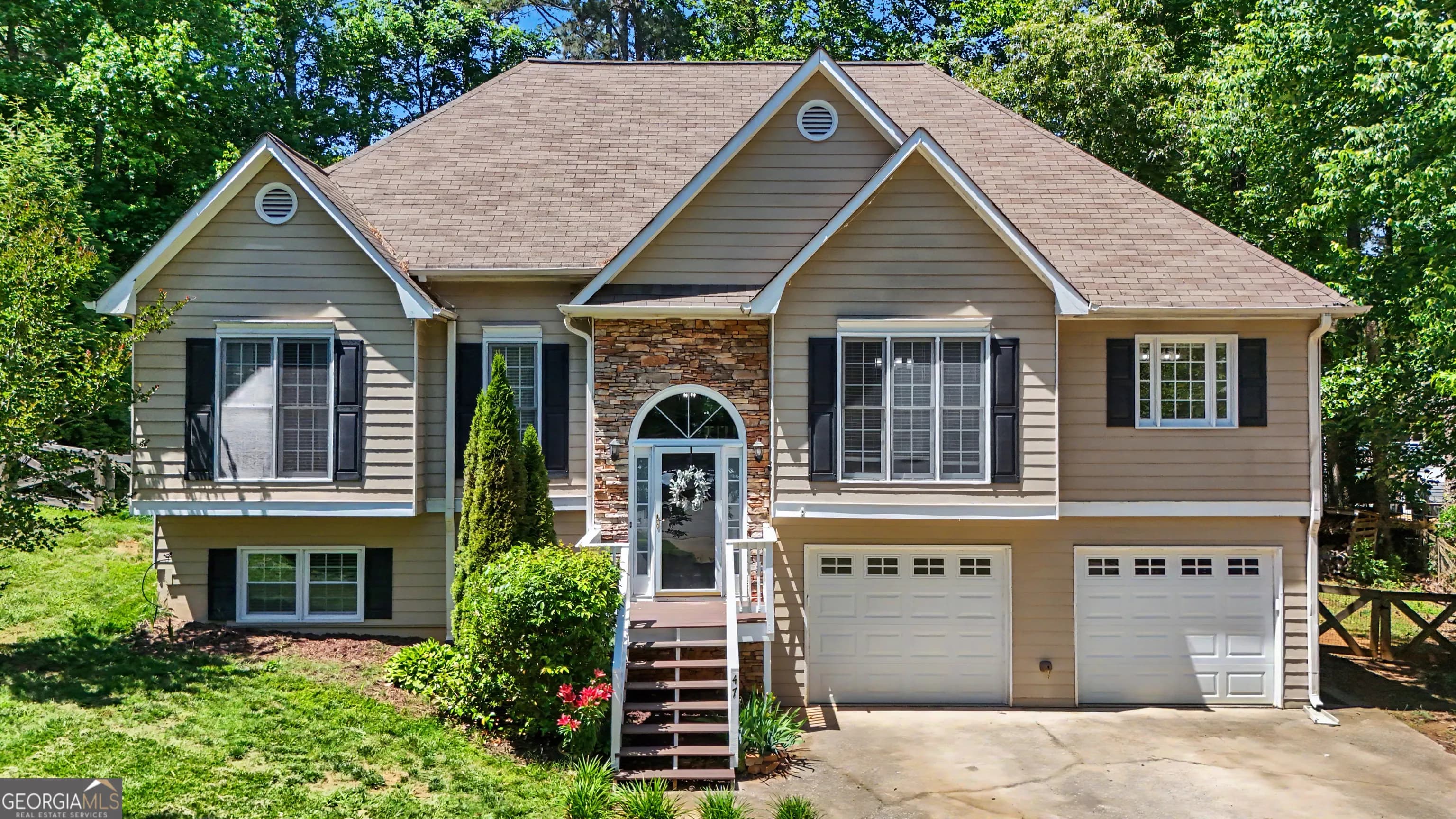 47 Elizabeth Ct — photo 28 of 31