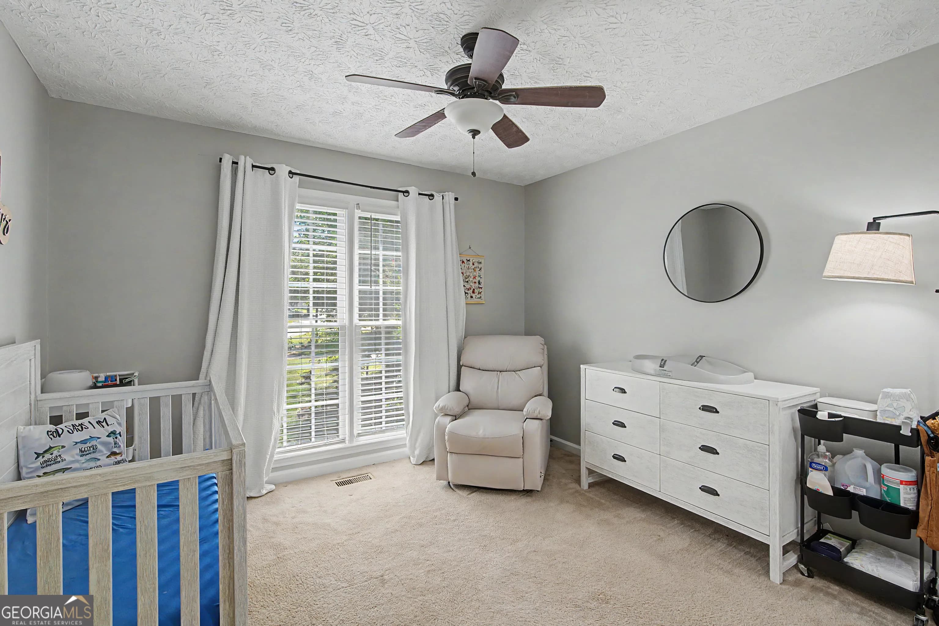 47 Elizabeth Ct — photo 12 of 31
