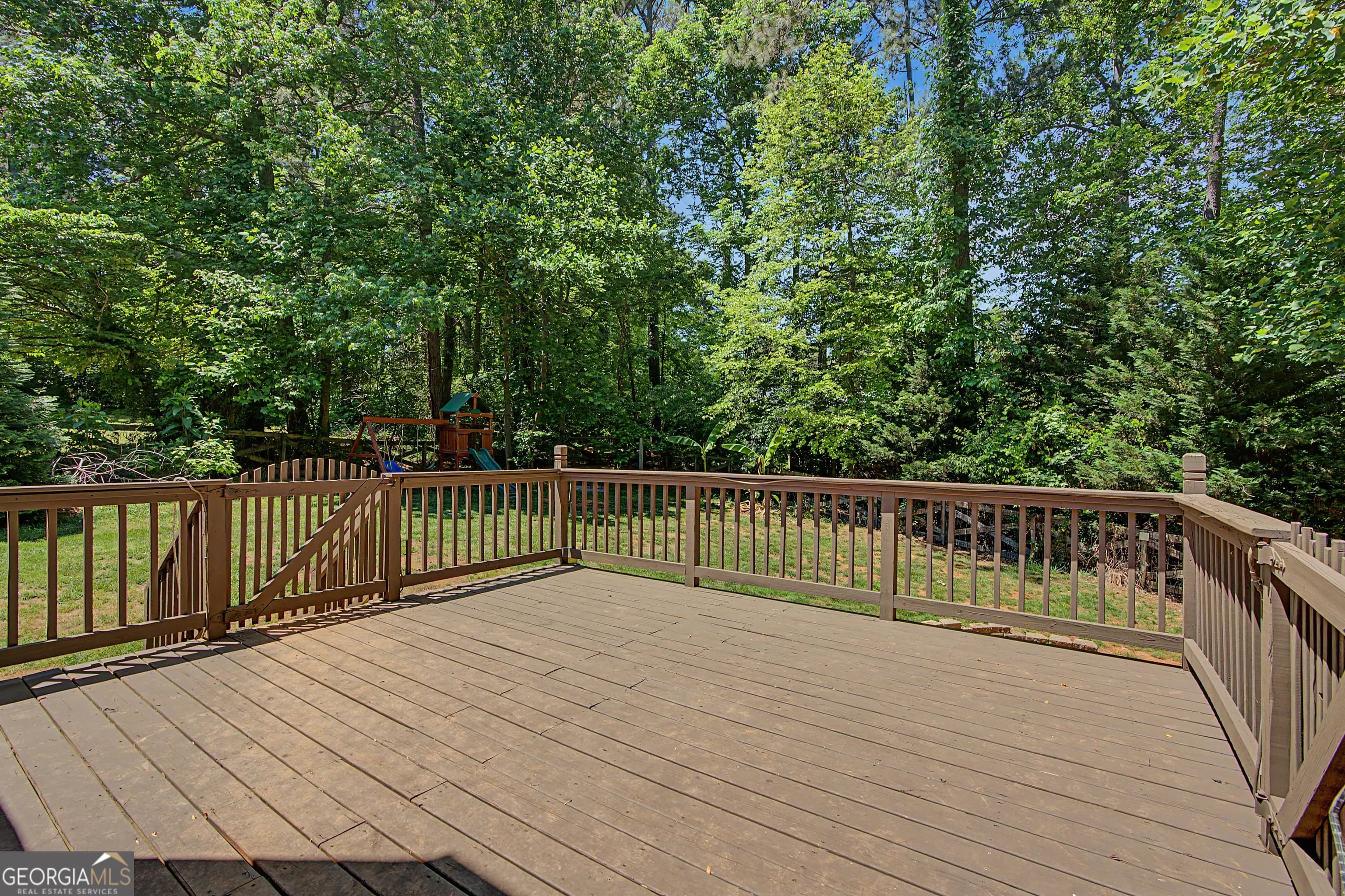 47 Elizabeth Ct — photo 19 of 31