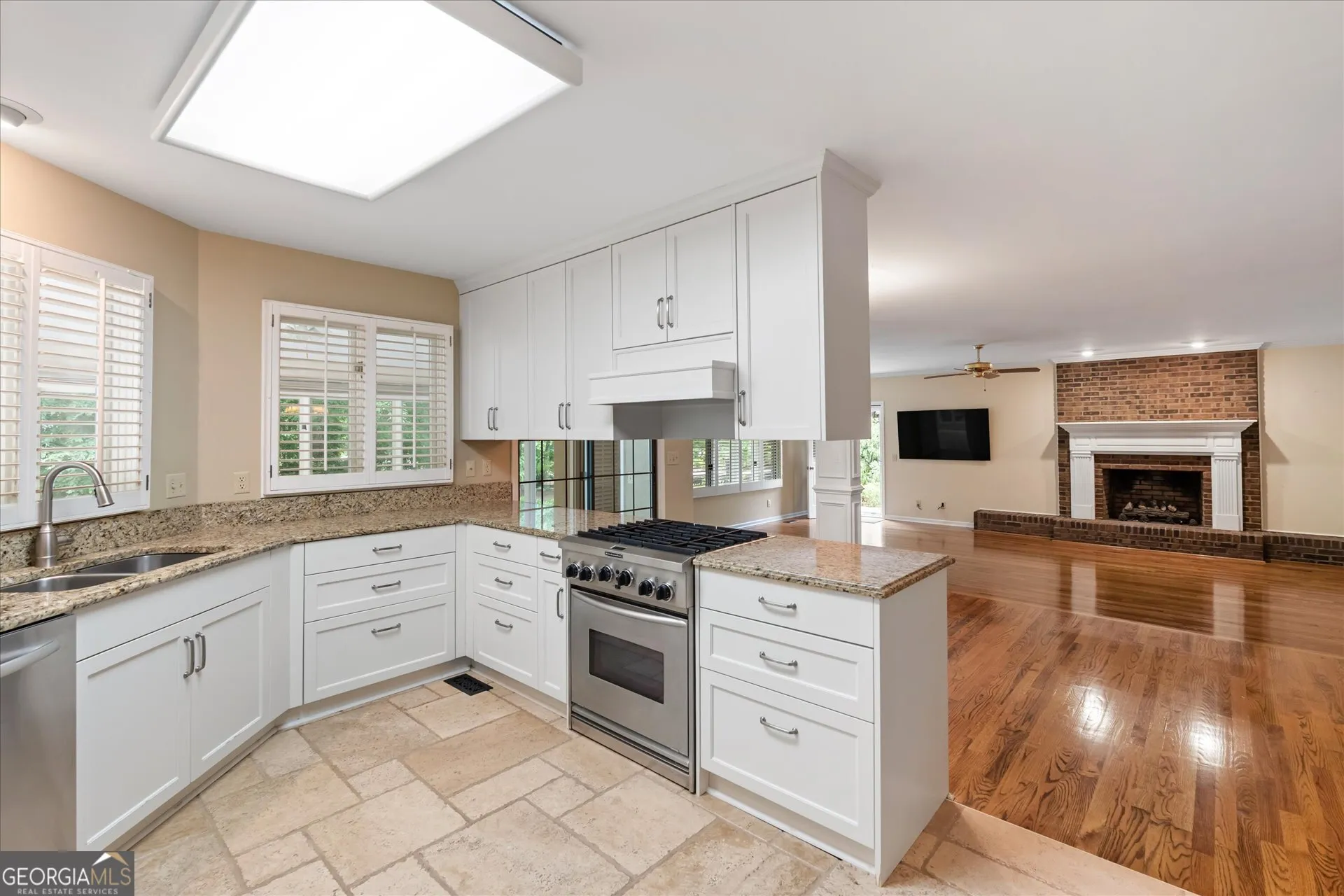 136 S Ole Hickory Trl — photo 12 of 73