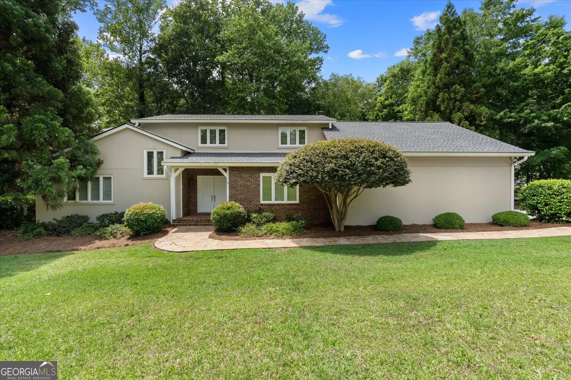 136 S Ole Hickory Trl, Carrollton