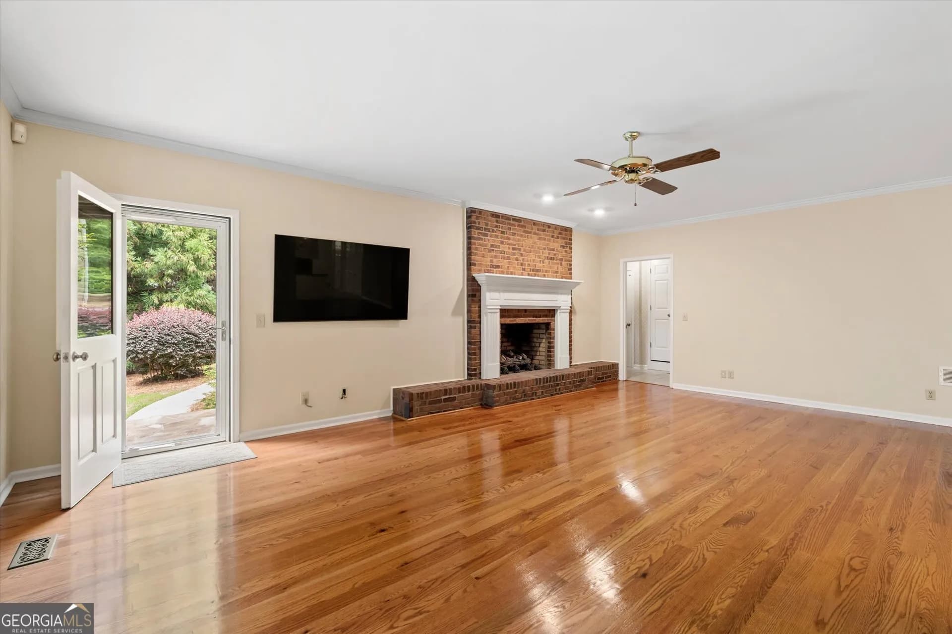 136 S Ole Hickory Trl — photo 6 of 73