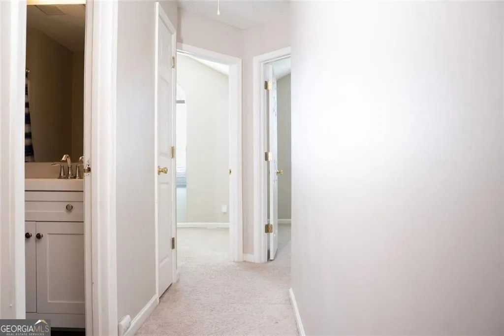 2922 Knoll View Pl — photo 7 of 16