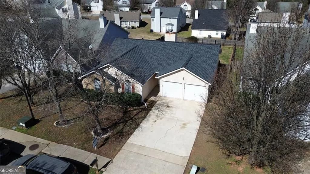 2922 Knoll View Pl, Douglasville