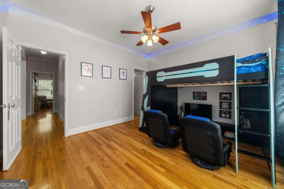7461 Biltmore Ln — photo 15 of 55