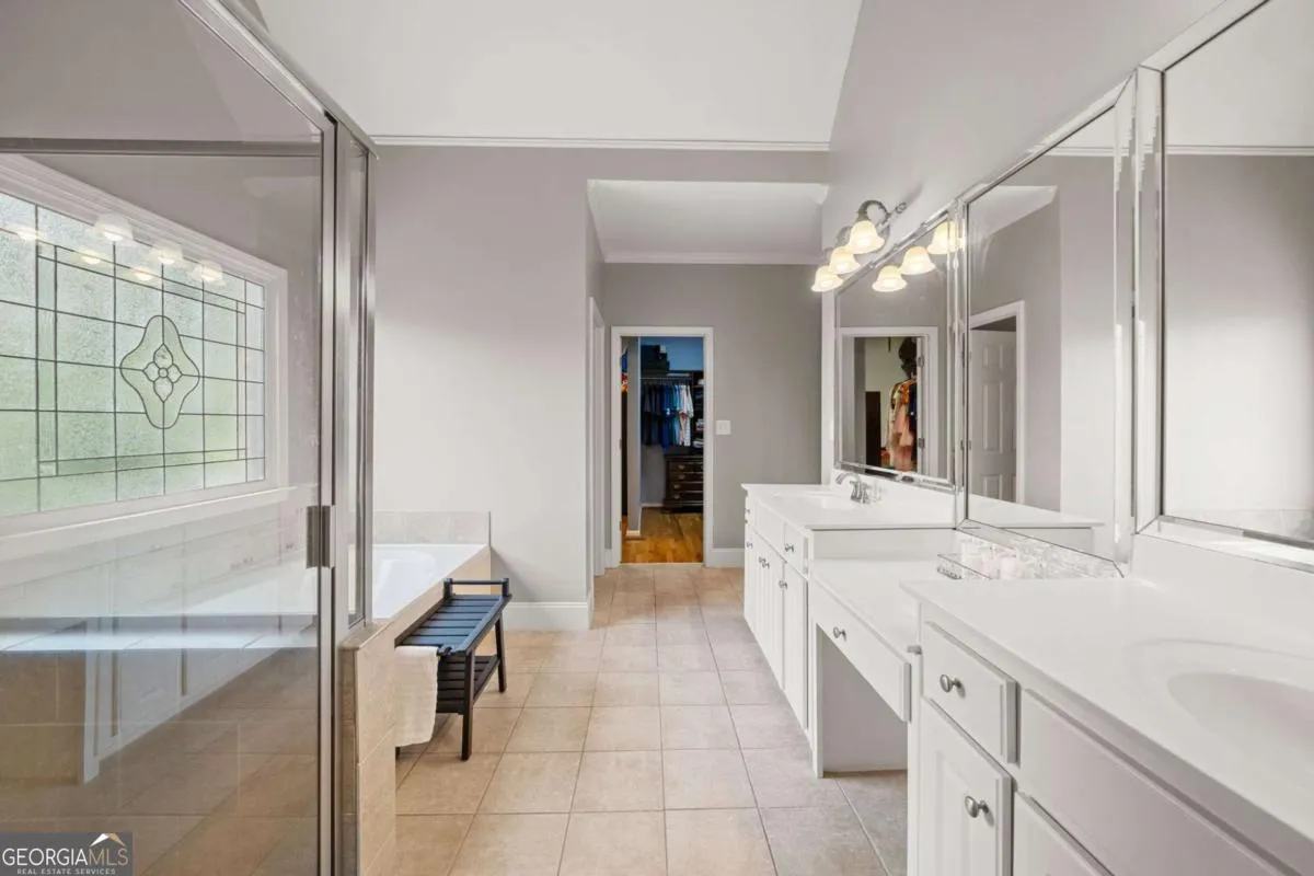 7461 Biltmore Ln — photo 19 of 55