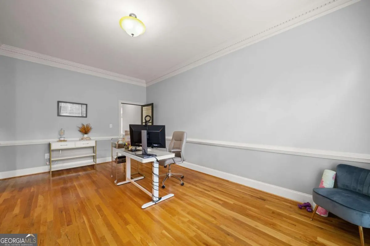 7461 Biltmore Ln — photo 41 of 55