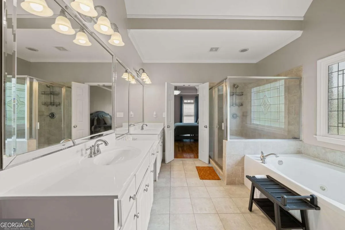 7461 Biltmore Ln — photo 20 of 55