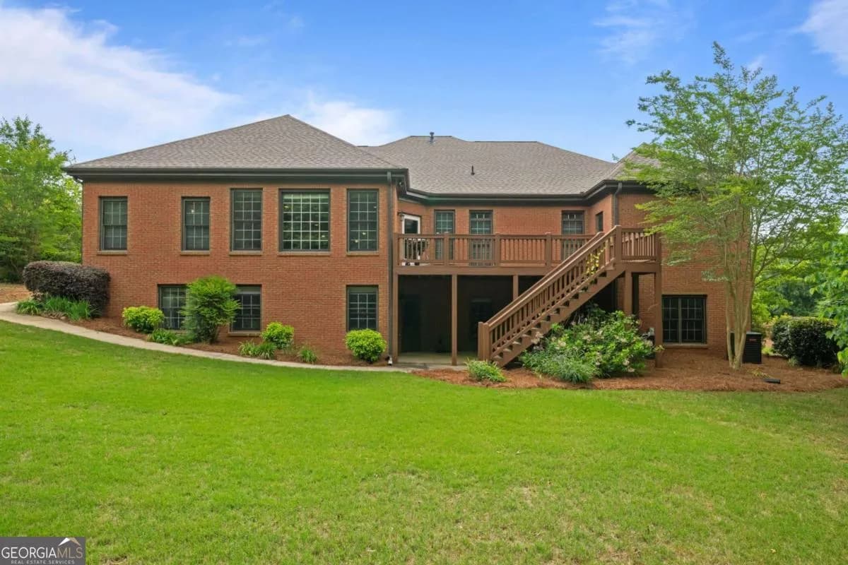 7461 Biltmore Ln — photo 47 of 55