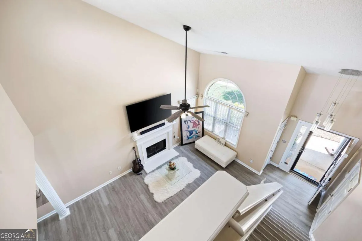 108 Greystone Way — photo 11 of 14