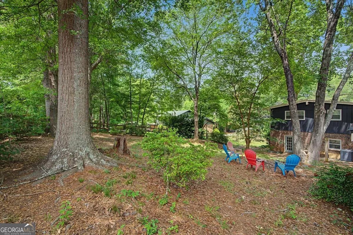 107 Lisa Ln — photo 47 of 63