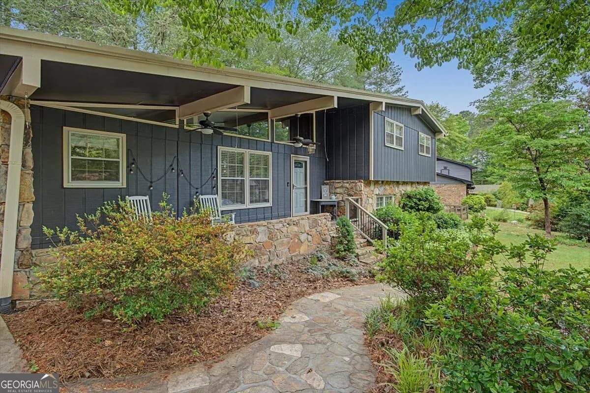 107 Lisa Ln — photo 46 of 63