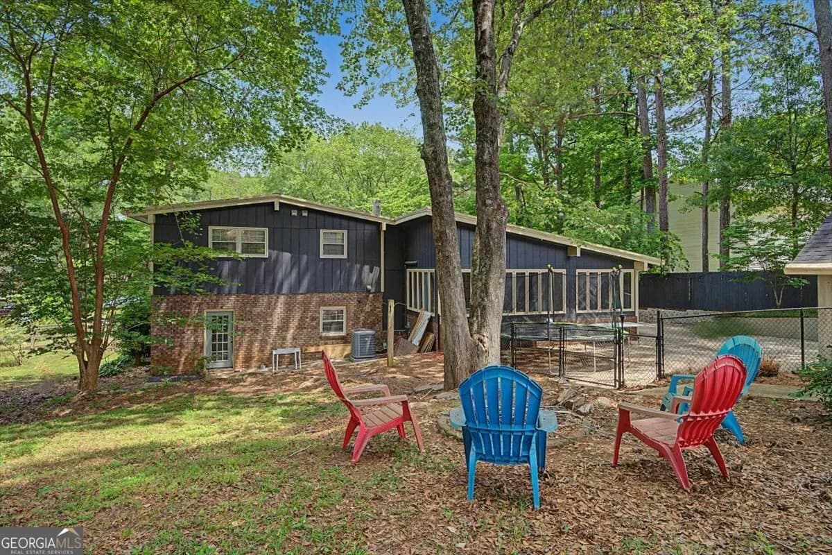 107 Lisa Ln — photo 49 of 63