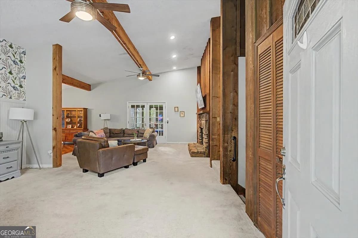 107 Lisa Ln — photo 62 of 63