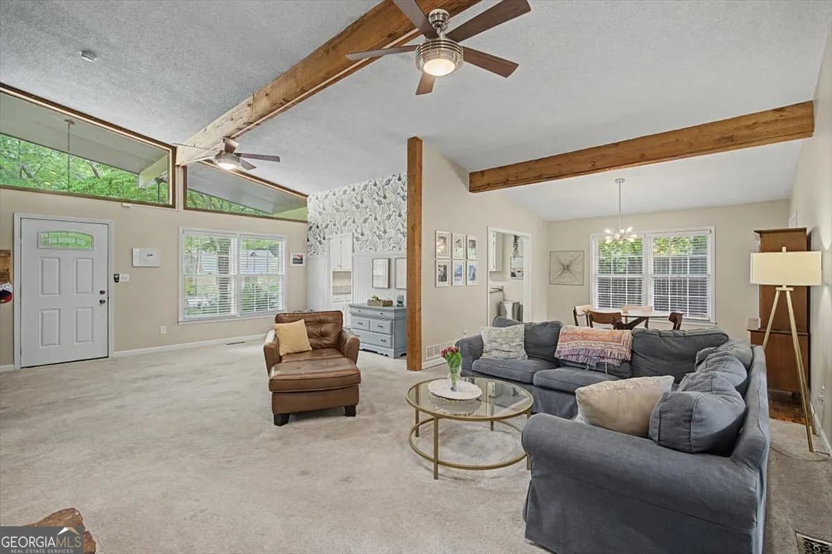 107 Lisa Ln — photo 7 of 63