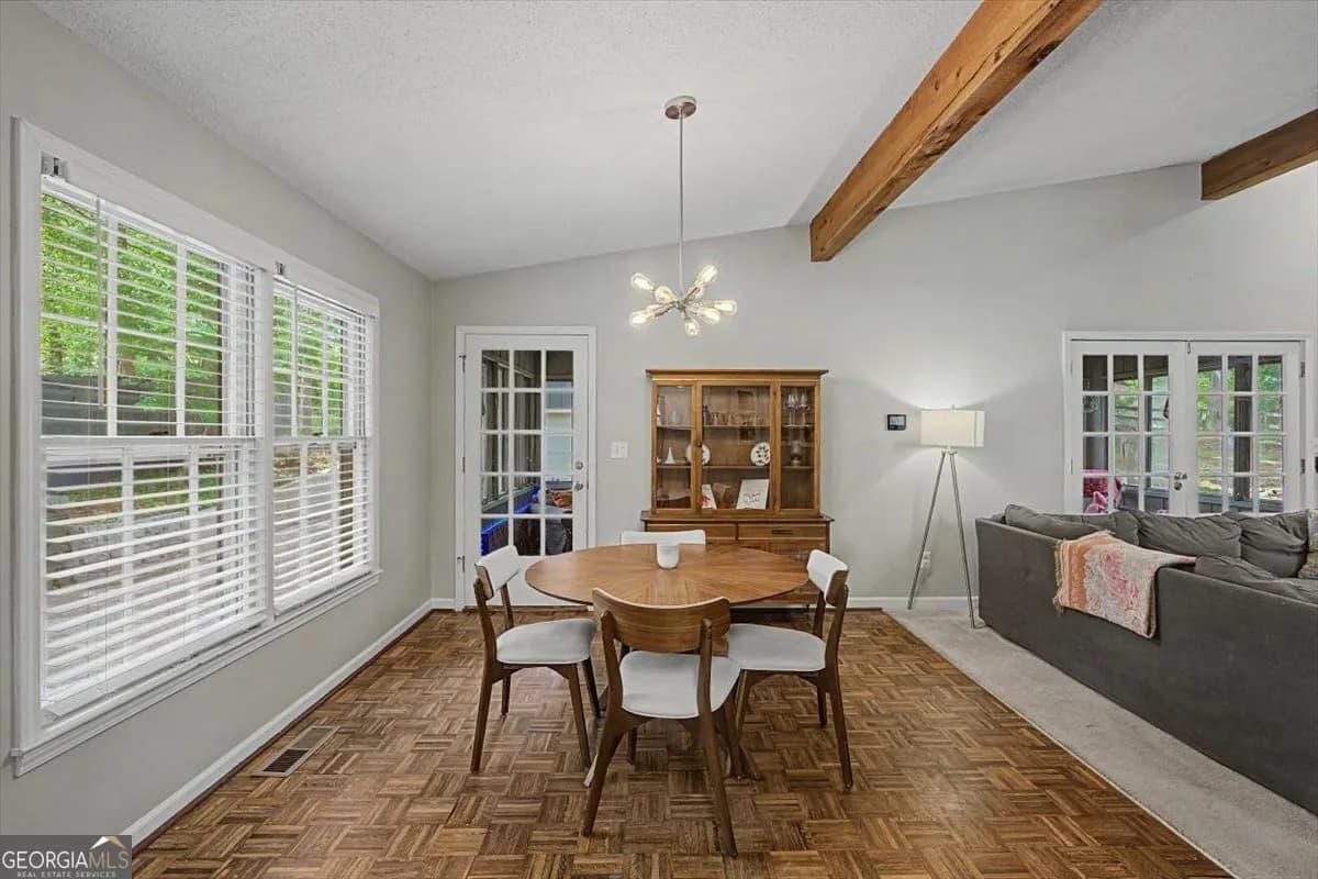 107 Lisa Ln — photo 16 of 63