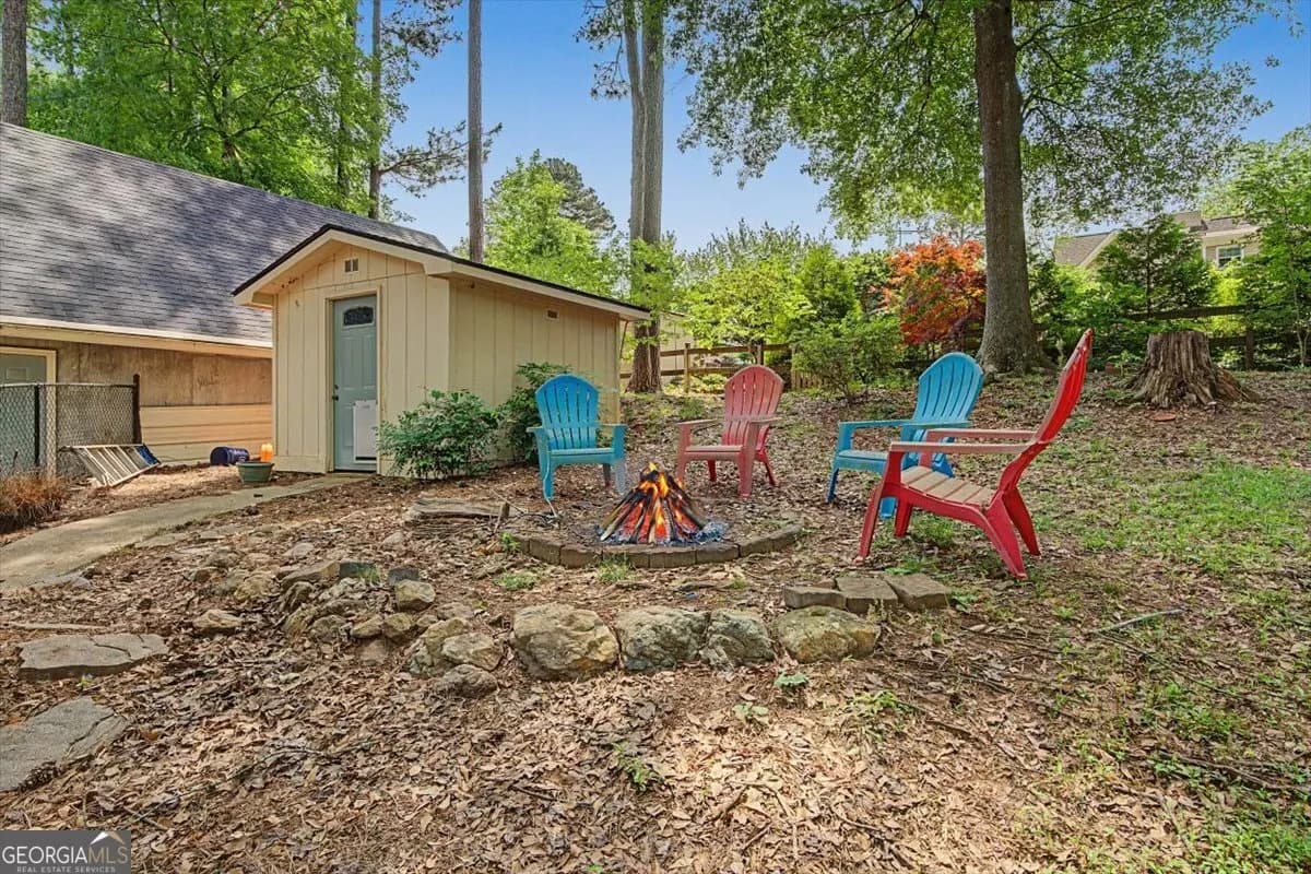 107 Lisa Ln — photo 45 of 63