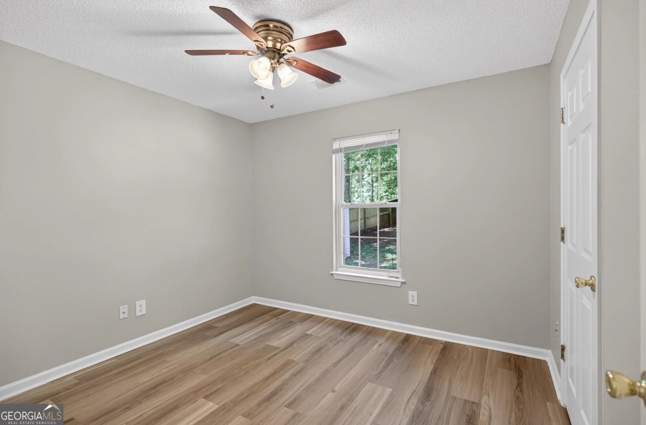263 Cedars Glen Cir — photo 11 of 23