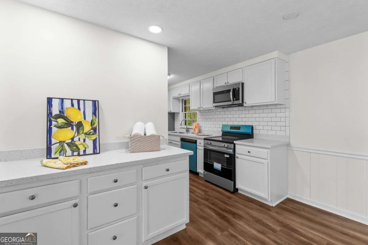 122 Carroll Cir — photo 10 of 10