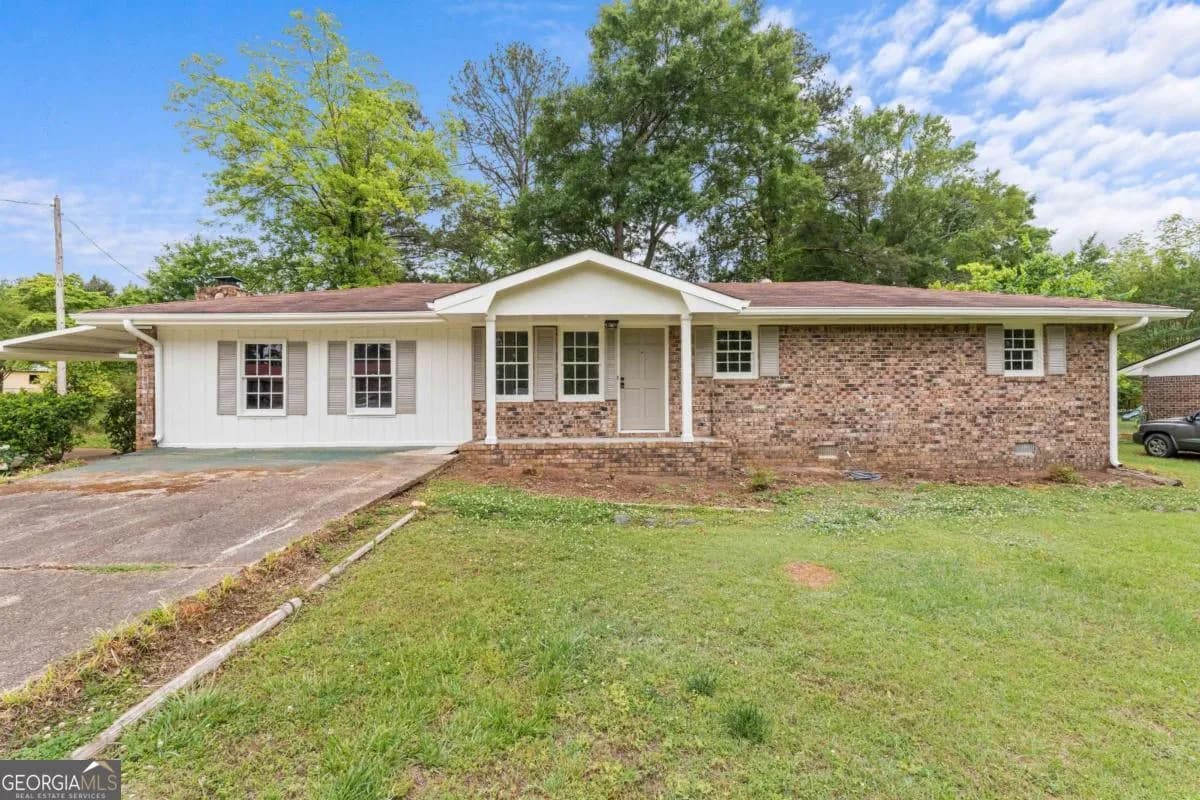 122 Carroll Cir, Carrollton