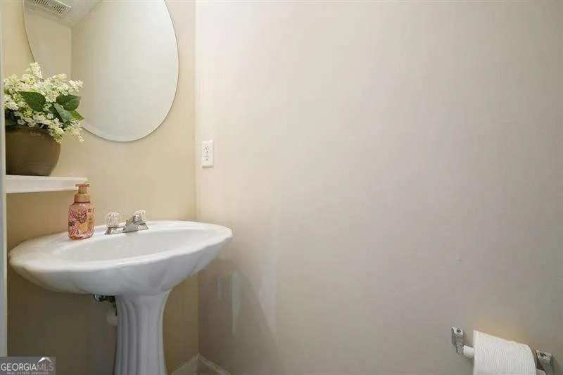 214 Meadowlark Pl — photo 3 of 23