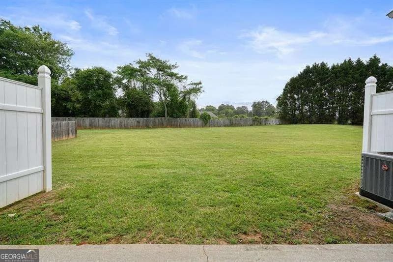 214 Meadowlark Pl — photo 11 of 23