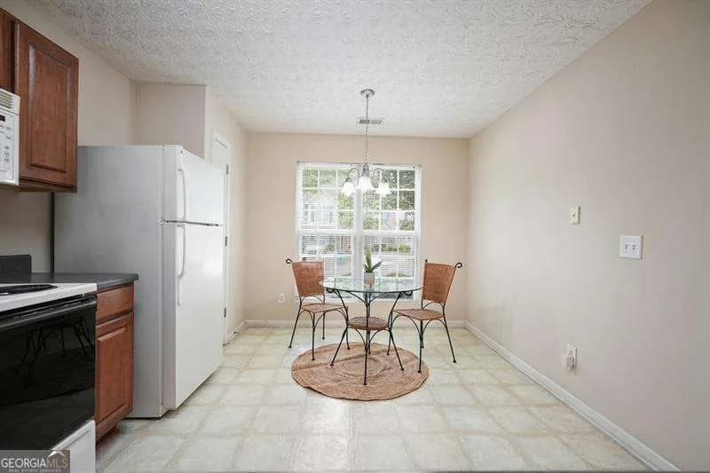 214 Meadowlark Pl — photo 22 of 23