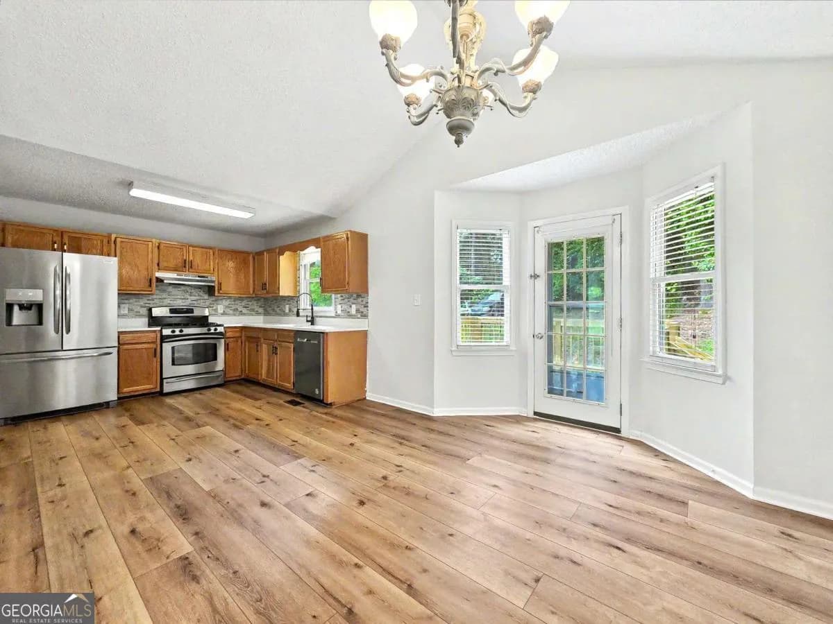 226 Schroeder Way — photo 11 of 51