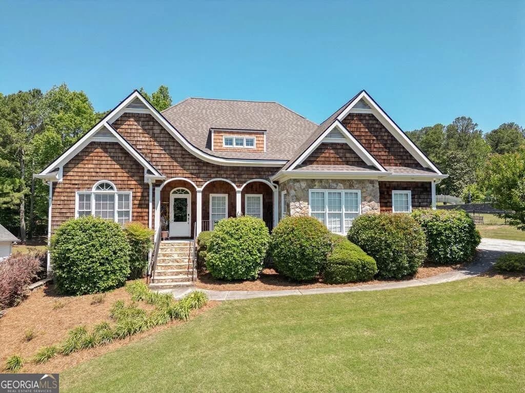 302 Shady Valley Dr, Carrollton