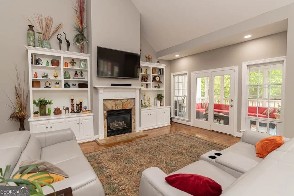 302 Shady Valley Dr — photo 27 of 110