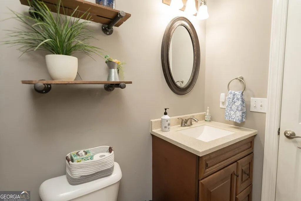 302 Shady Valley Dr — photo 3 of 110
