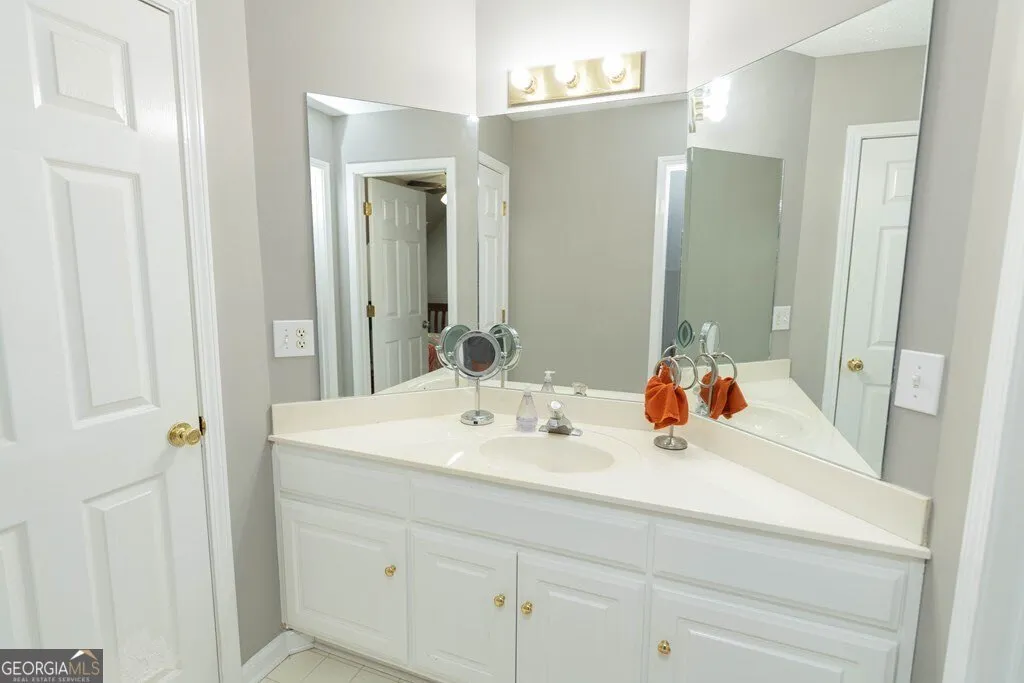 302 Shady Valley Dr — photo 108 of 110