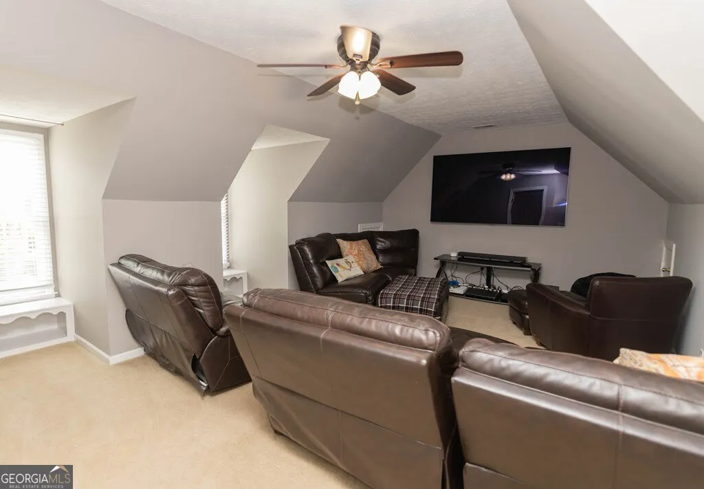 302 Shady Valley Dr — photo 6 of 110