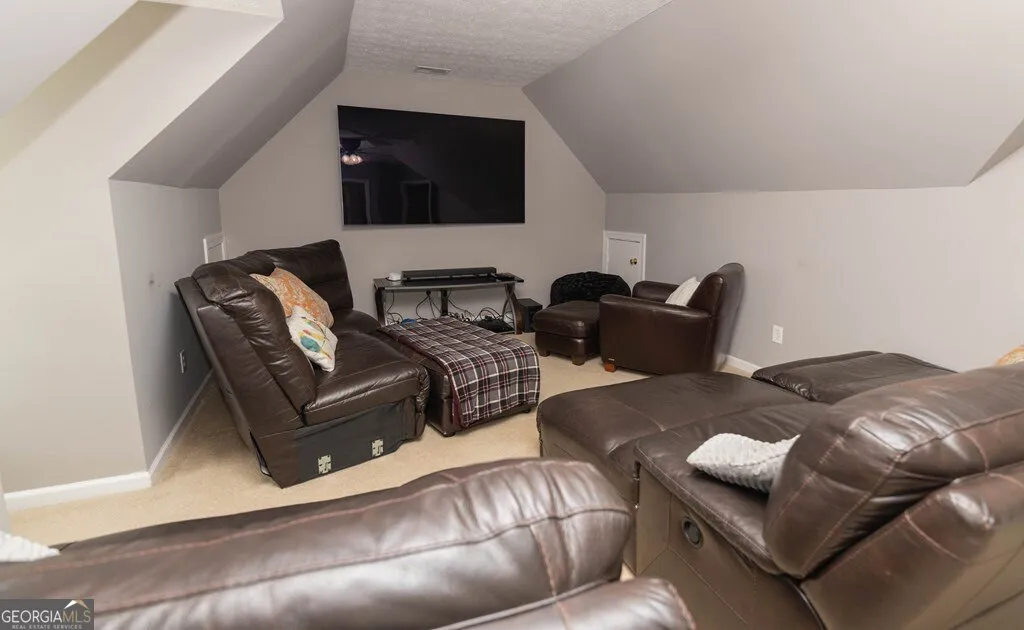302 Shady Valley Dr — photo 4 of 110