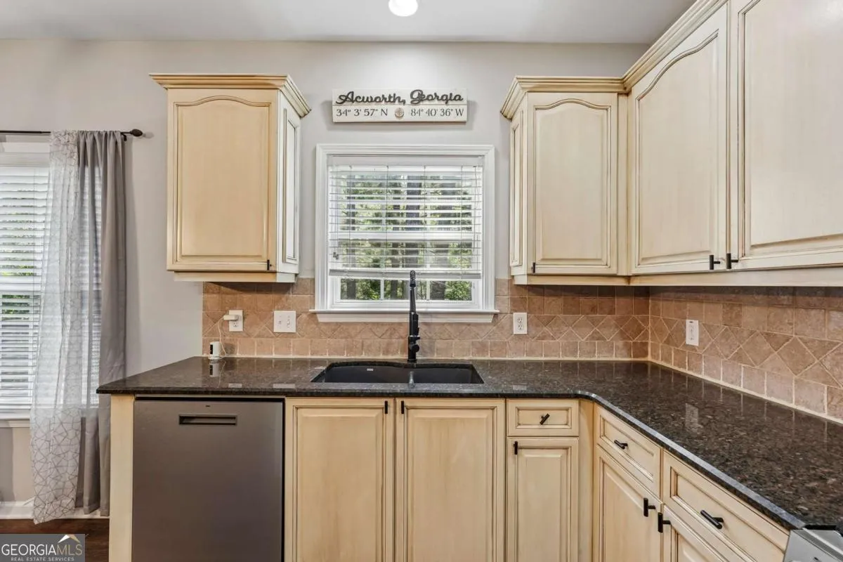 148 Gemstone Ln — photo 29 of 100