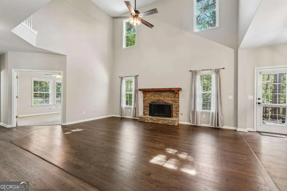 148 Gemstone Ln — photo 11 of 100