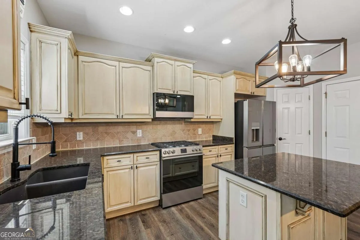 148 Gemstone Ln — photo 27 of 100