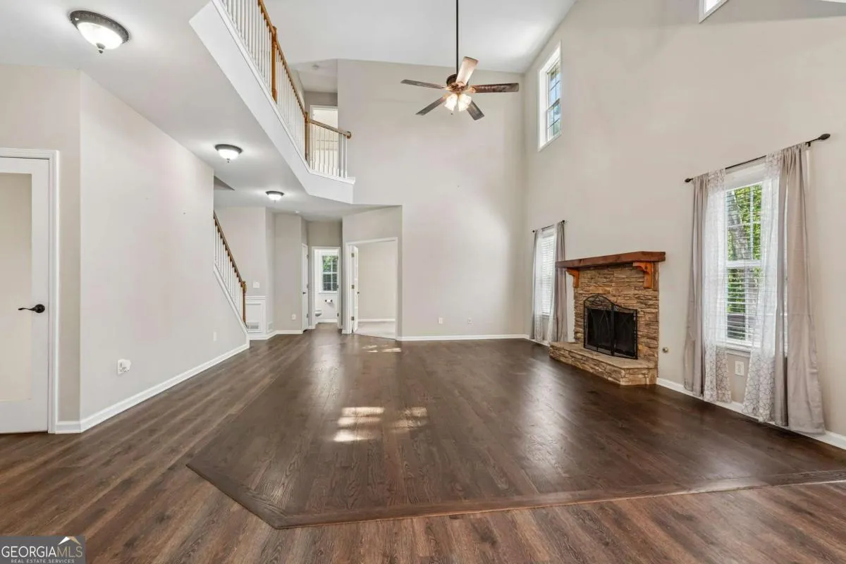 148 Gemstone Ln — photo 12 of 100