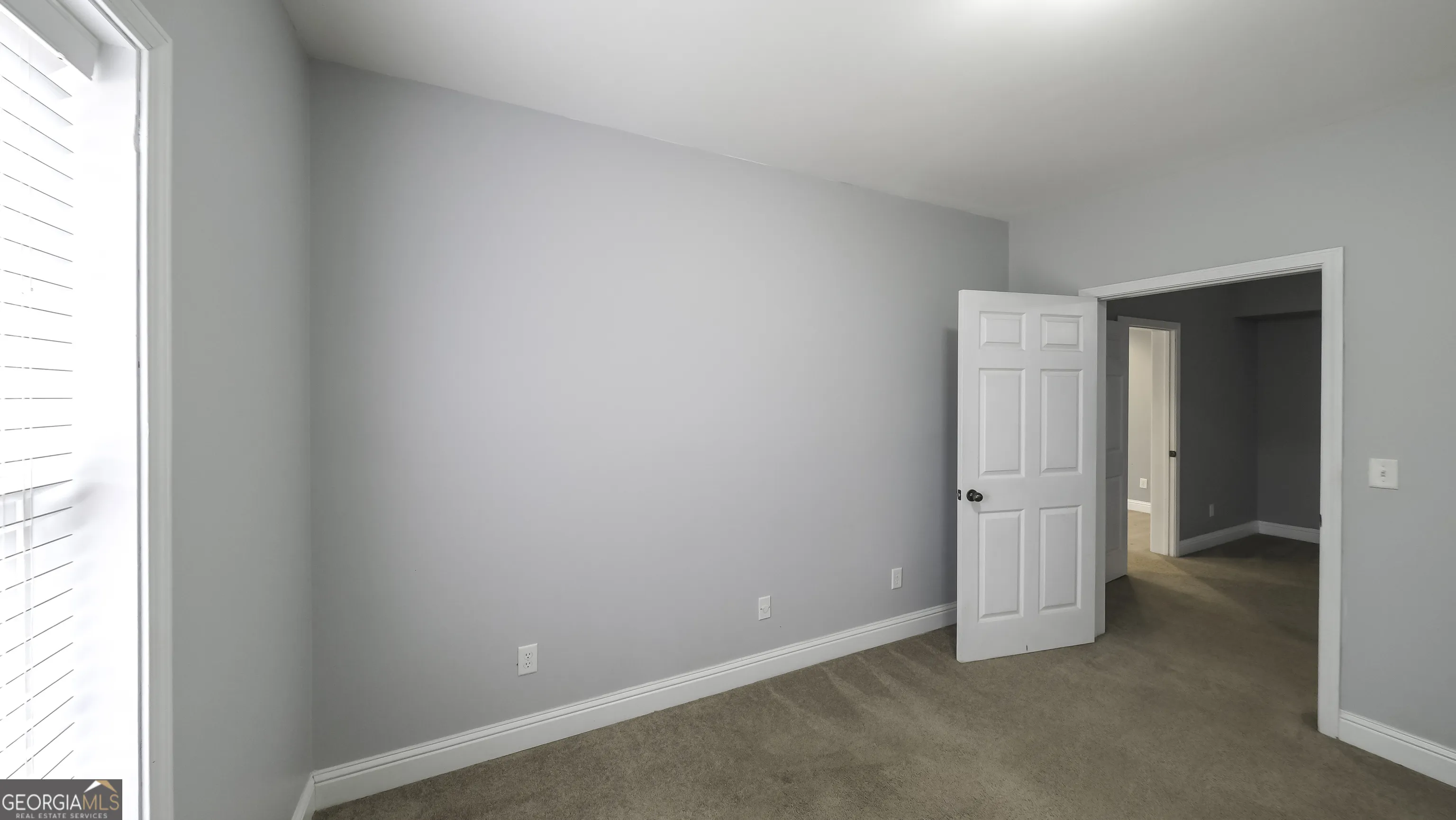 896 Winn Rd — photo 27 of 60