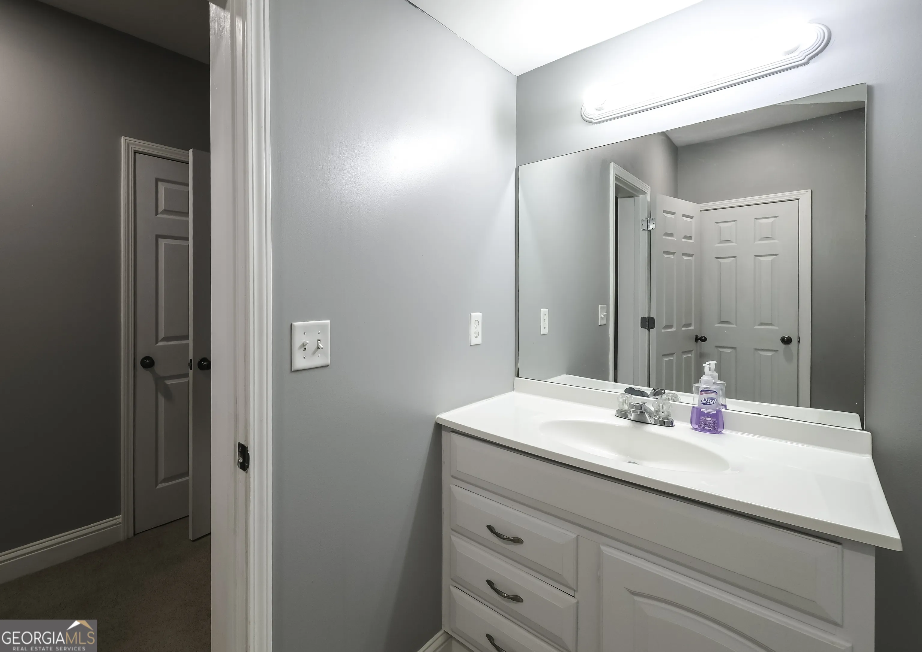 896 Winn Rd — photo 39 of 60