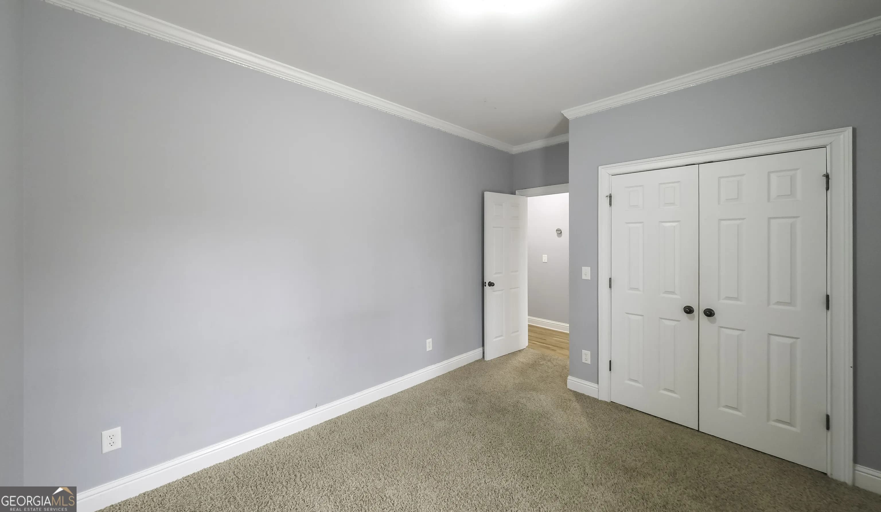 896 Winn Rd — photo 21 of 60